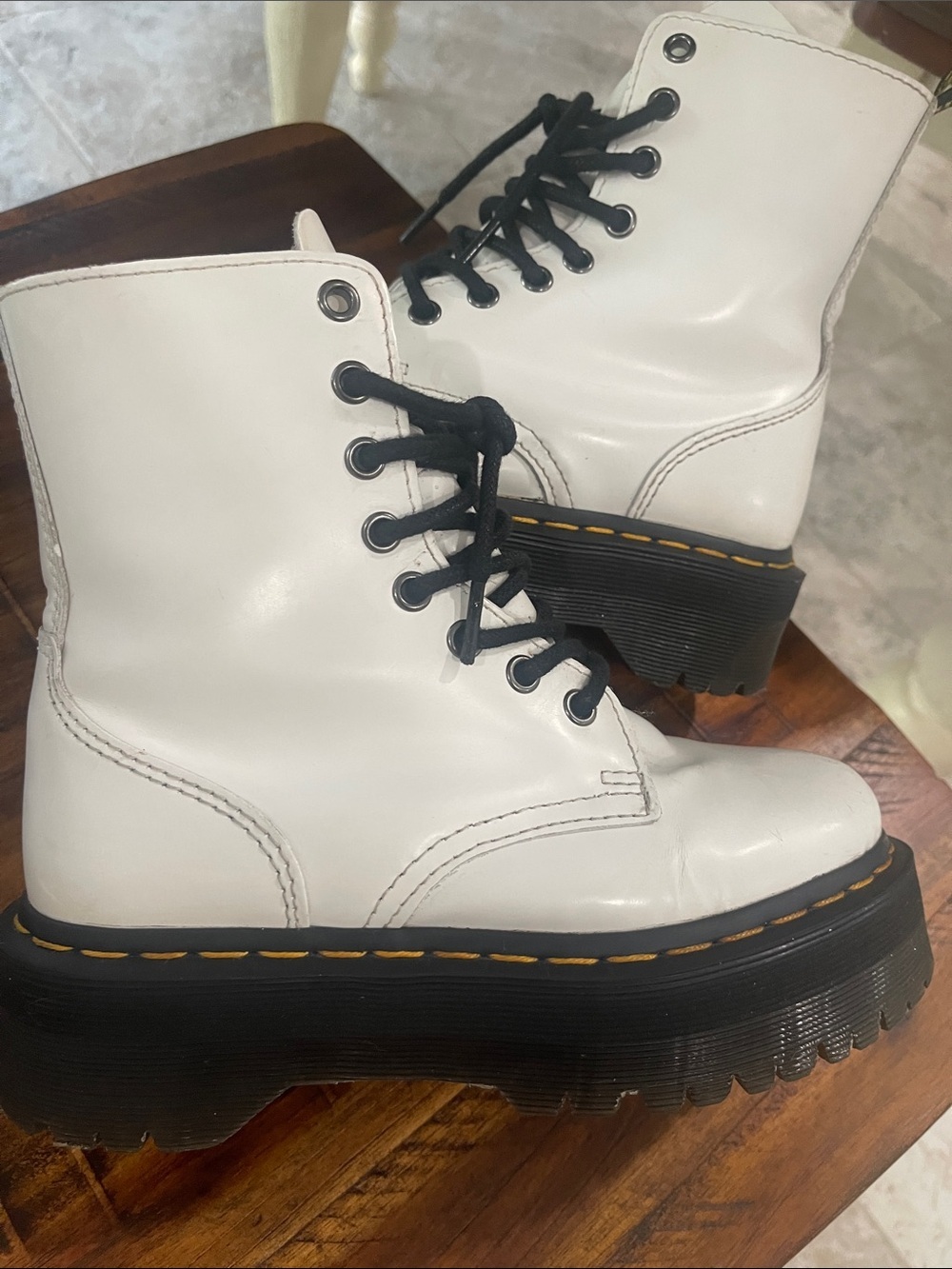 Dr. Martens Jadon White Smooth Leather Platform Lace Up Boots size 5 women